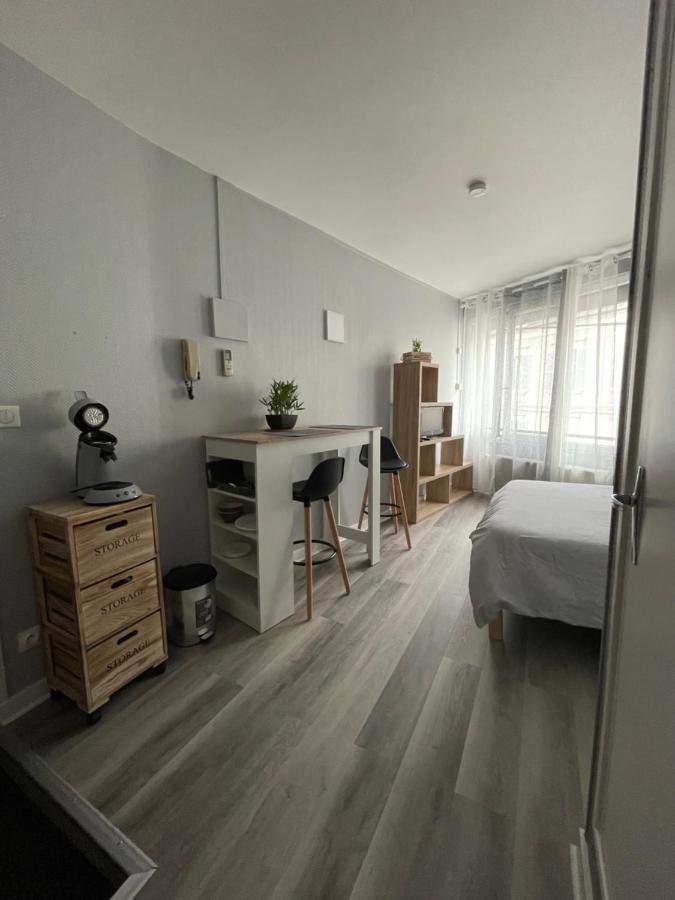 Studio Centre Ville Μπουρζ Εξωτερικό φωτογραφία